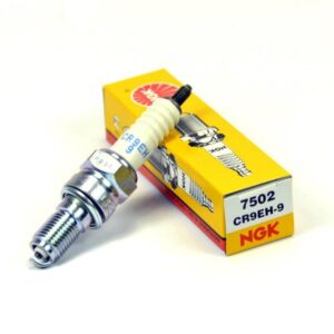 BUJİ NGK CR9EH-9 HONDA YAMAHA KAWASAKİ